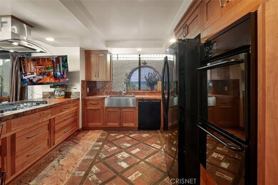 5031 San Feliciano Dr, Woodland Hills, CA 91364 - photo 6