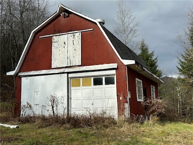 521 Bolivar Dr, Foster Township, PA 16701 - photo 2