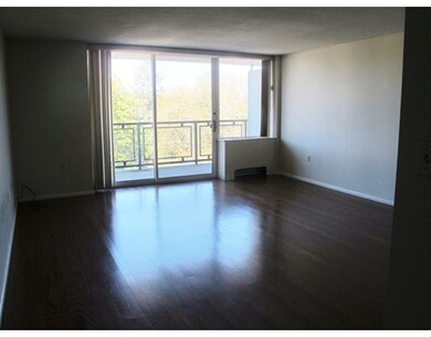 Executive House unit 605, Worcester, MA 01609 - photo 4