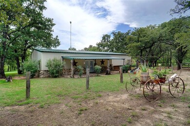 253 County Road 3552, Paradise, TX 76073 - photo 4