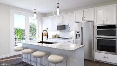 6753 Shire Place unit TIEGAN, Gainesville, VA 20155 - photo 2