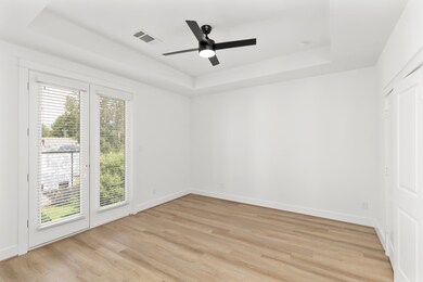 606 Hawthorn Grove Ln, Houston, TX 77009 - photo 4