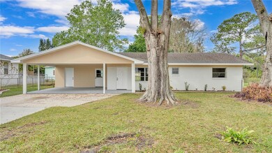 235 Woodfern Dr, Winter Haven, FL 33881 - photo 4
