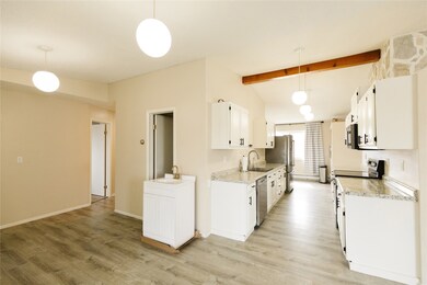 843 8th St, Havre, MT 59501 - photo 6