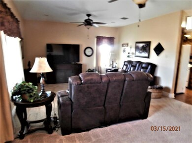 296 Sanger Dr, Springtown, TX 76082 - photo 6