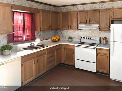 402 Alice Dr unit A & B, Greenville, NC 27834 - photo 2