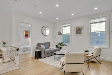 63 Oak St unit 2, Somerville, MA 02143 - photo 3