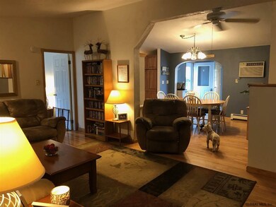 4 Lincoln Ave, Rensselaer, NY 12144 - photo 4