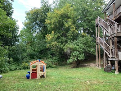 23 Spring St, Franklin, NH 03235 - photo 2