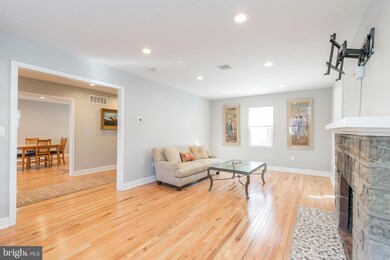 719 Lindale Ave, Drexel Hill, PA 19026 - photo 6