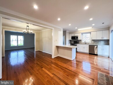 6071 Jefferson Hill Ct, Falls Church, VA 22041 - photo 3