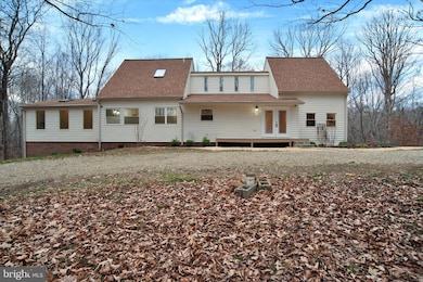 472 Avon Ct, Friendship, MD 20758 - photo 2