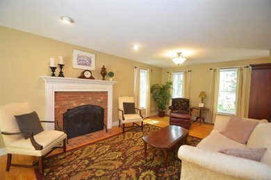 9 Stonewall Way, Durham, NH 03824 - photo 3