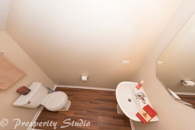 unlisted-address, Aurora, IL 60502 - photo 6