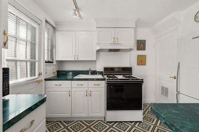 960 Belmont St unit 44 Bld D, Watertown, MA 02472 - photo 4