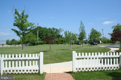 23452 Arora Hills Dr, Clarksburg, MD 20871 - photo 5