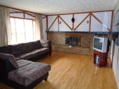 41 New Jersey St, Millinocket, ME 04462 - photo 4