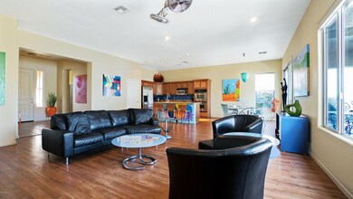 18178 W Desert View Ln - 8