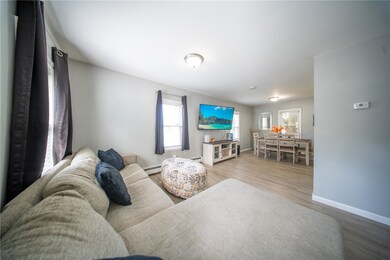 5 Mary St, Pawtucket, RI 02860 - photo 4