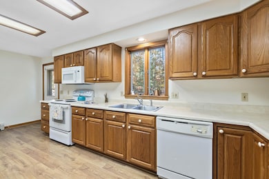 136 Shaker Rd, Gray, ME 04039 - photo 5