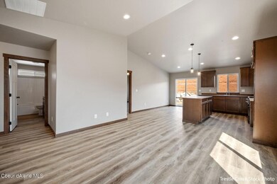 7. Trestle Creek Stock Photo Great Room