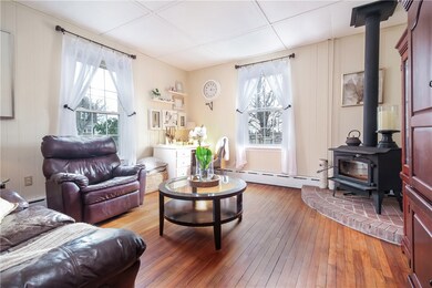 LIVING ROOM FACING SOUTH