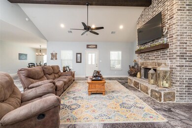 208 Amanda Dr, Weatherford, TX 76088 - photo 6