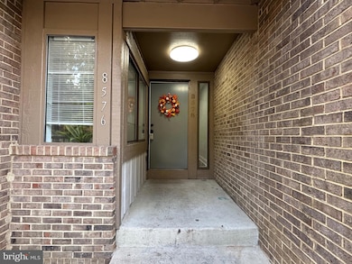 8576 Gwynedd Way, Springfield, VA 22153 - photo 2