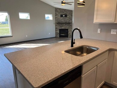 6 Lazy Brook Dr, West Branch, IA 52358 - photo 2