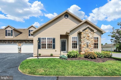 31 Ivy Ln unit 2C, Gettysburg, PA 17325 - photo 2