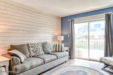 65 Whitefield Ave Neptune-small-003-031-