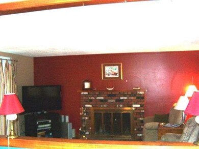 73 Hulst Rd, Amherst, MA 01002 - photo 6