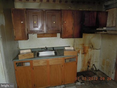 3002 Harlem Ave, Baltimore, MD 21216 - photo 7