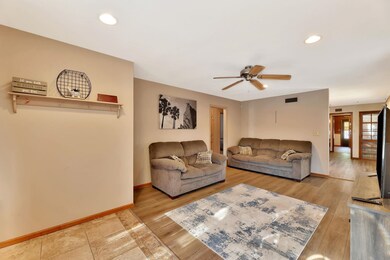 141 N Tracy St, Wichita, KS 67212 - photo 3