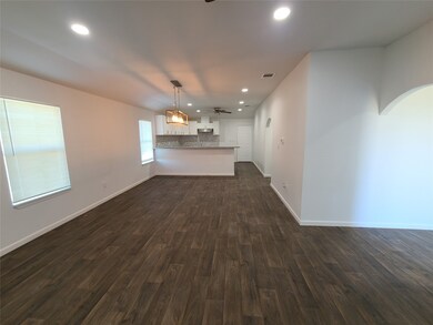 6977 County Road 167, Alvin, TX 77511 - photo 7