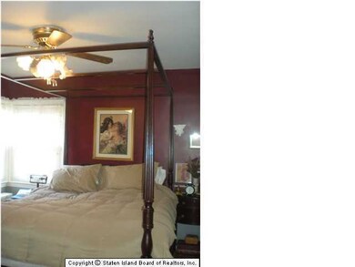 135 Dickie Ave, Staten Island, NY 10314 - photo 5