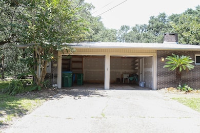 1040 Del Norte Cir, Pascagoula, MS 39581 - photo 5