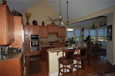 Kitchen/Entertainment Bar
