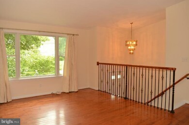 15319 Bauer Ln, Laurel, MD 20707 - photo 3