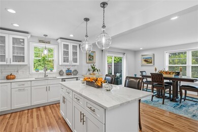 21 Wuddall Ave, Warwick, RI 02889 - photo 6