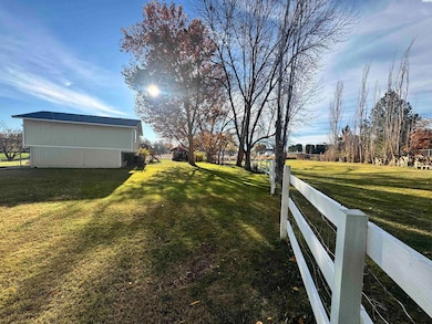 5904 S Toro Rd, Kennewick, WA 99338 - photo 4