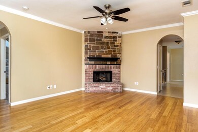 312 Lake Texoma Dr, Wylie, TX 75098 - photo 4