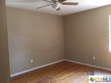 911 Little St, Copperas Cove, TX 76522 - photo 7