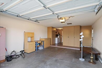 13801 N Thunderbird Blvd unit 17H, Sun City, AZ 85351 - photo 4
