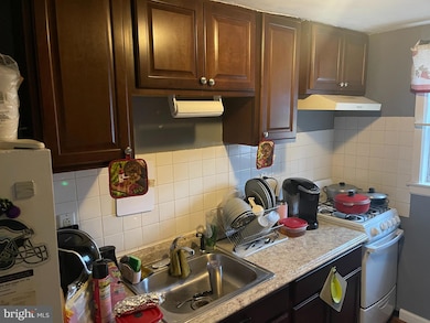 395 Marlton Ave, Camden, NJ 08105 - photo 6