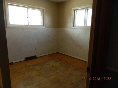 2213 Midland Dr, Erie, PA 16506 - photo 7