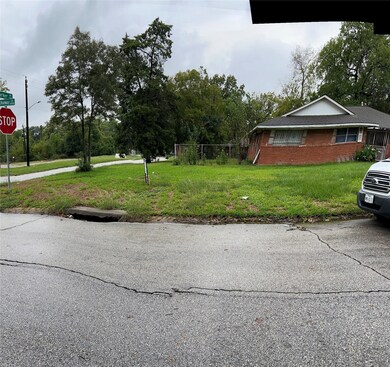 10101 Rockaway Dr, Houston, TX 77016 - photo 4