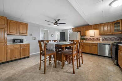 58 Goddard St, Fitchburg, MA 01420 - photo 6