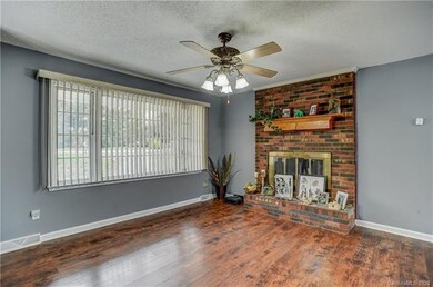 146 Kaywood Ln, Statesville, NC 28625 - photo 3