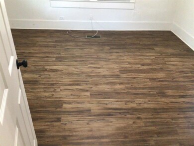 913 W Crawford St, Denison, TX 75020 - photo 3